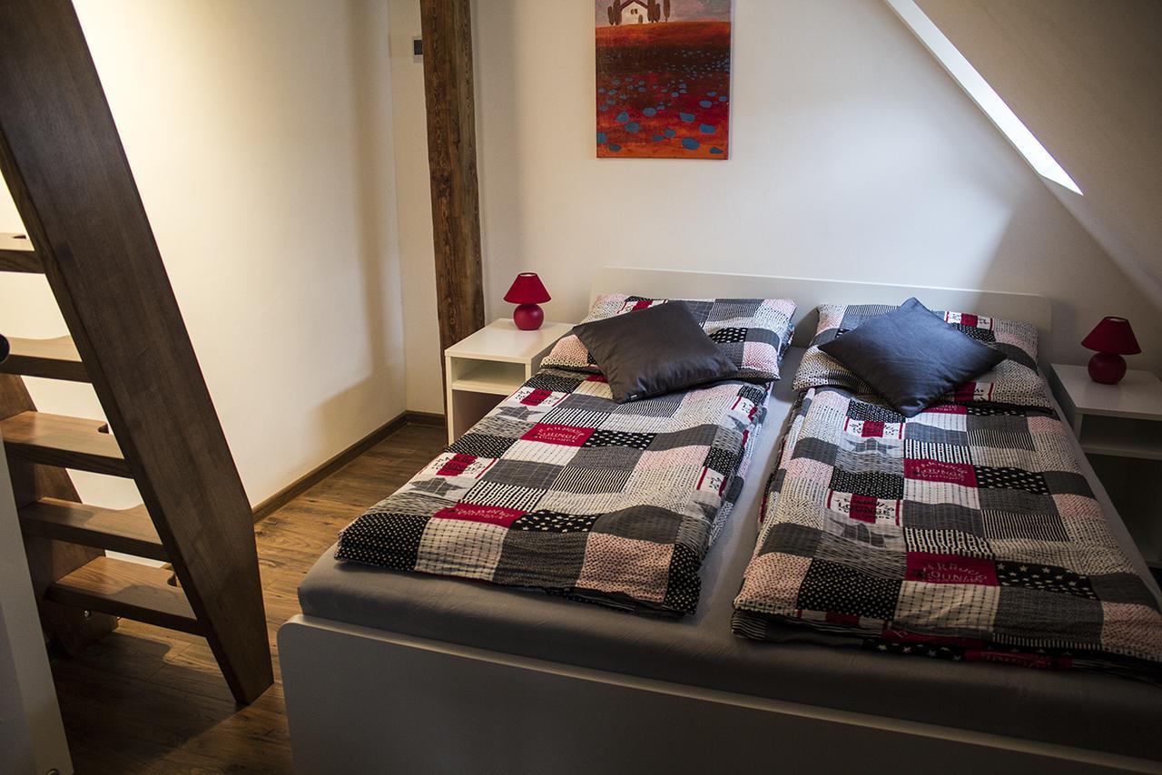 אופולה Apartament Przy Rynku מראה חיצוני תמונה