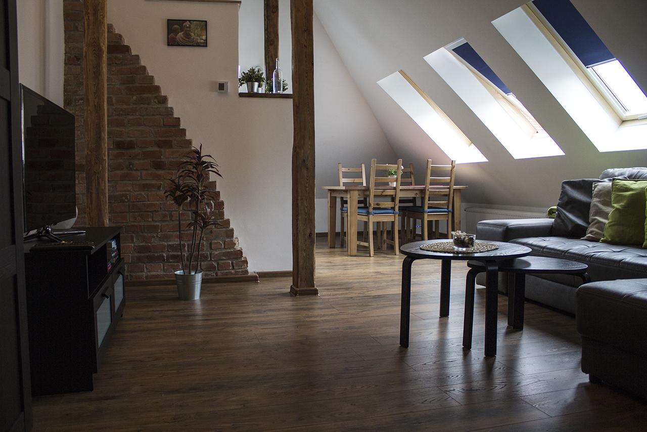 אופולה Apartament Przy Rynku מראה חיצוני תמונה